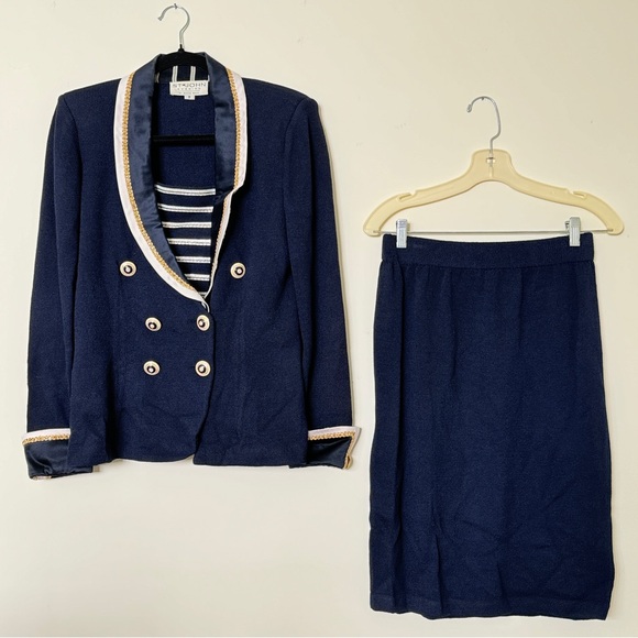St. John Dresses & Skirts - Vintage St. John Wool 2 pc Blazer + Skirt Set